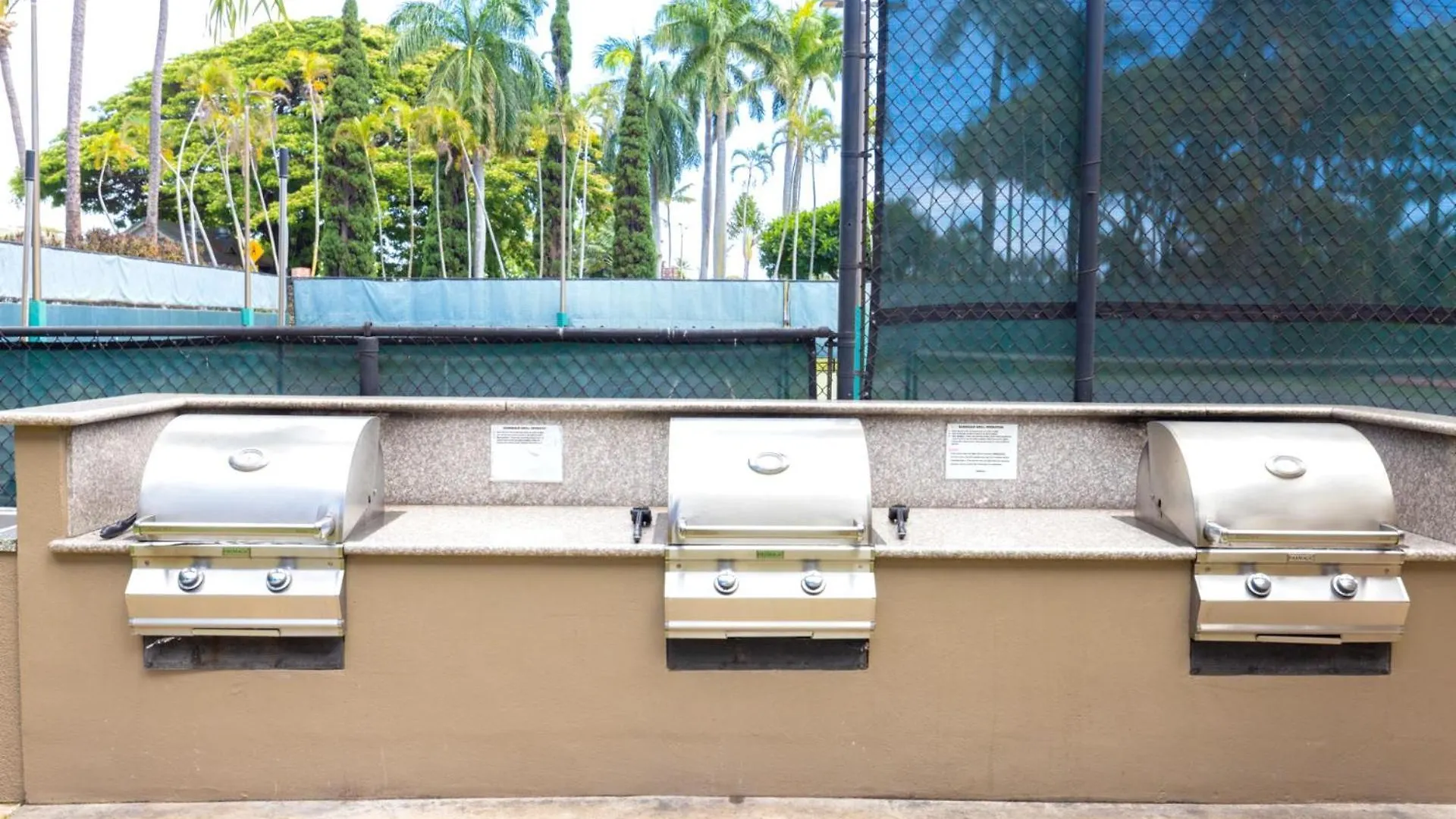 Kbm Resorts Free Car Kaanapali Shores Ocean View 2-Bedroom Condo With Stunning Views Great For Families Ks-260 *