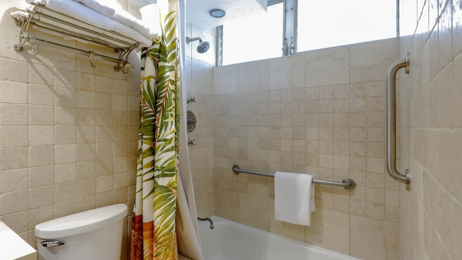 Lägenhetshotell Stunning 1 Bedroom With Ocean And Island Views ~ Sleeps 4 ~ Royal 514 Kahana