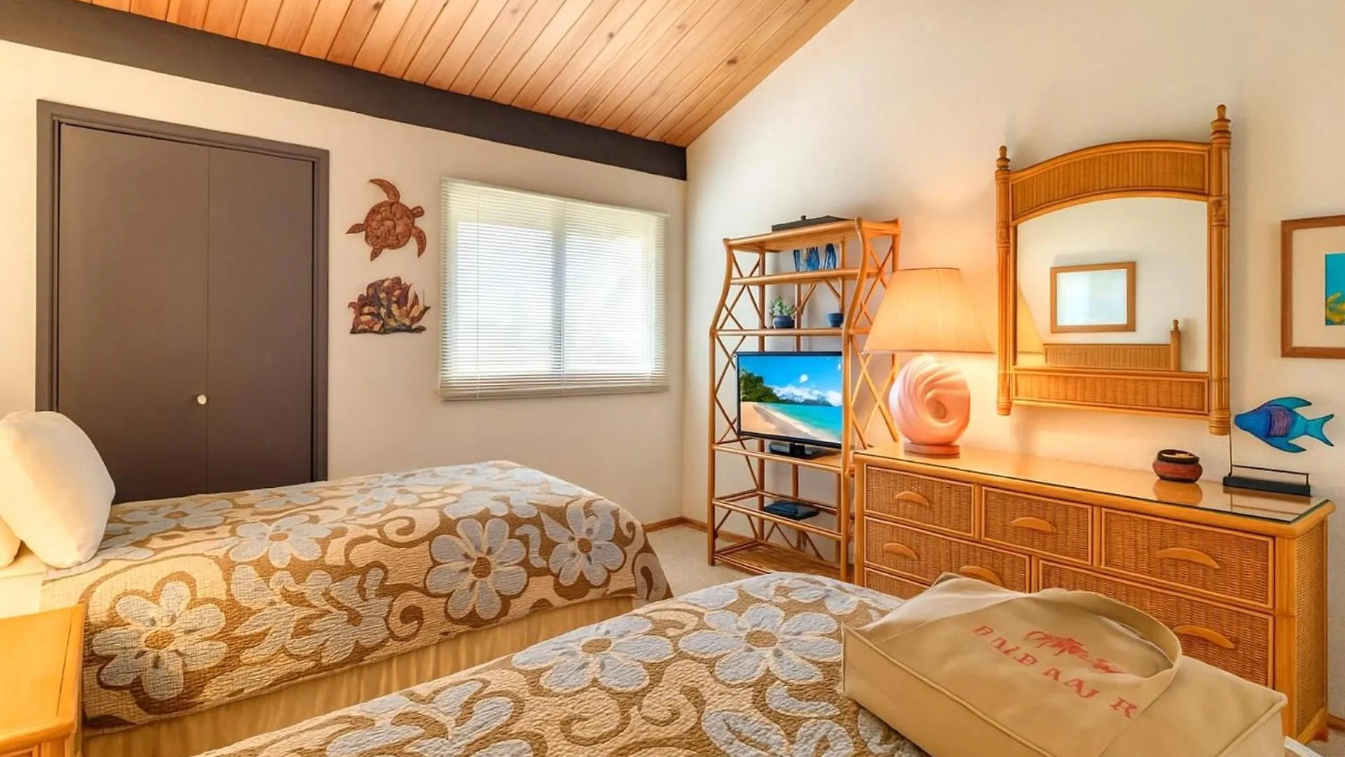 Spacious 5-bedroom Point Collection - Multi Unit Listing - Same - Ocean Views - 3 Free Cars Nap-b43c42c43 *