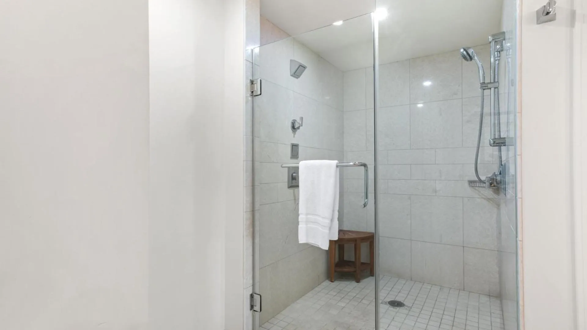 Kbm Free Car Honua Kai Hokulani Ocean View 3-bedroom Easy Pool Access Hkh-204