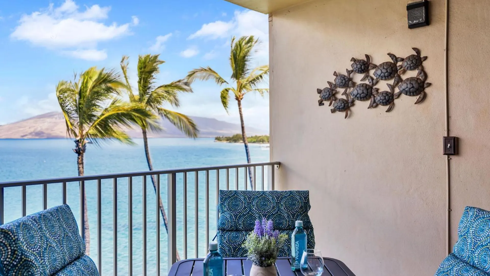 Watch Whales And Sunsets From Your Bed - Double Master Sunset Kihei
