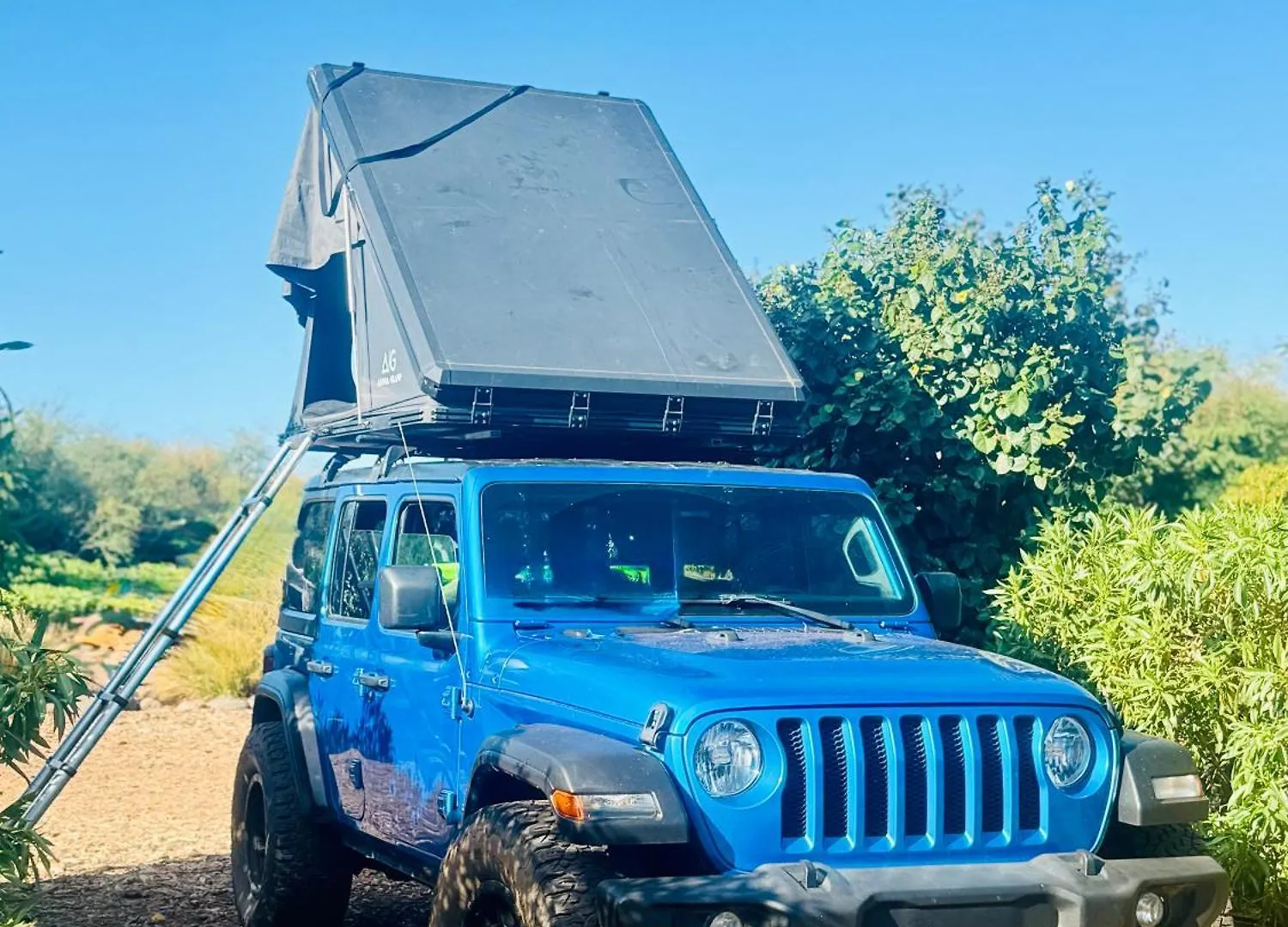 Luxe tent Embark On A Journey Through Maui With Aloha Glamp's Jeep And Rooftop Tent Allows To Discover Diverse Campgrounds, Unveiling The Island's Beauty From Unique Perspectives Each Day