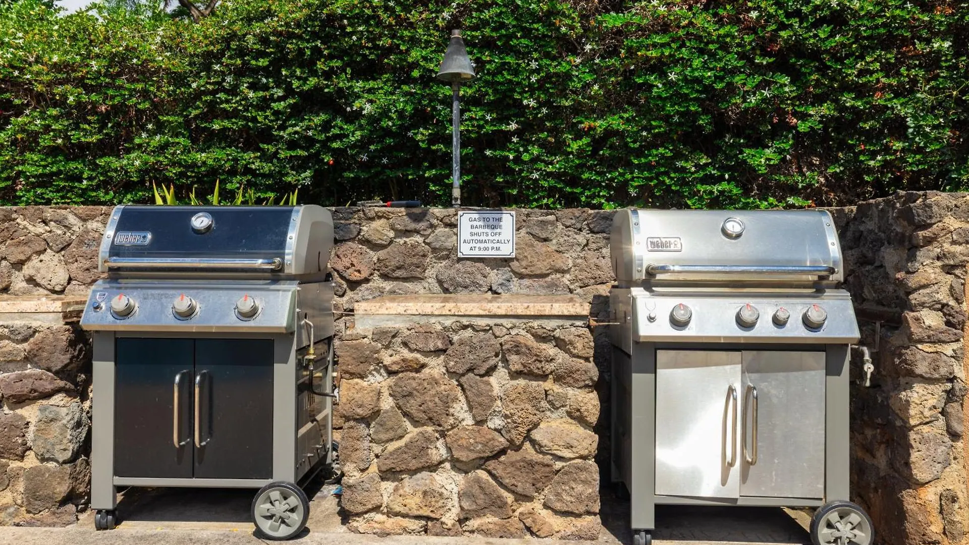 Oceanview Kahana - Walk To & Dining Resort