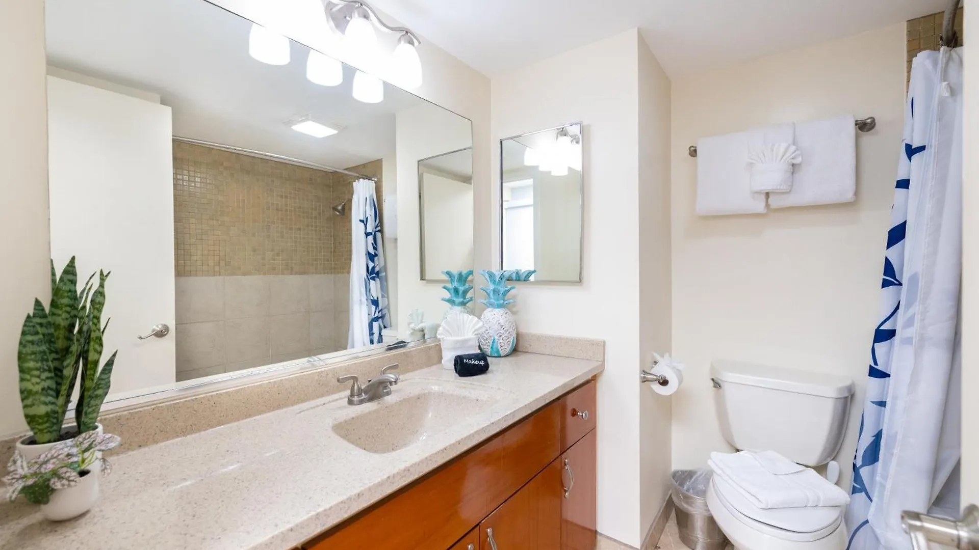 Oceanview Kahana - Walk To & Dining 3*