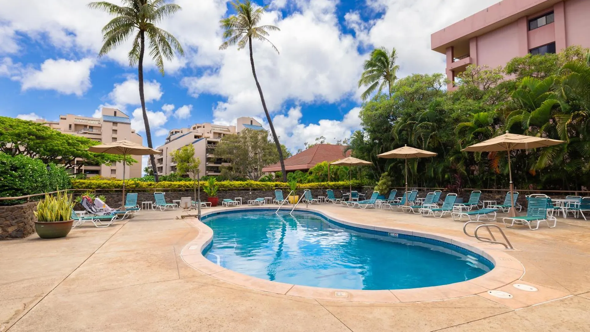 Resort Oceanview Kahana - Walk To & Dining