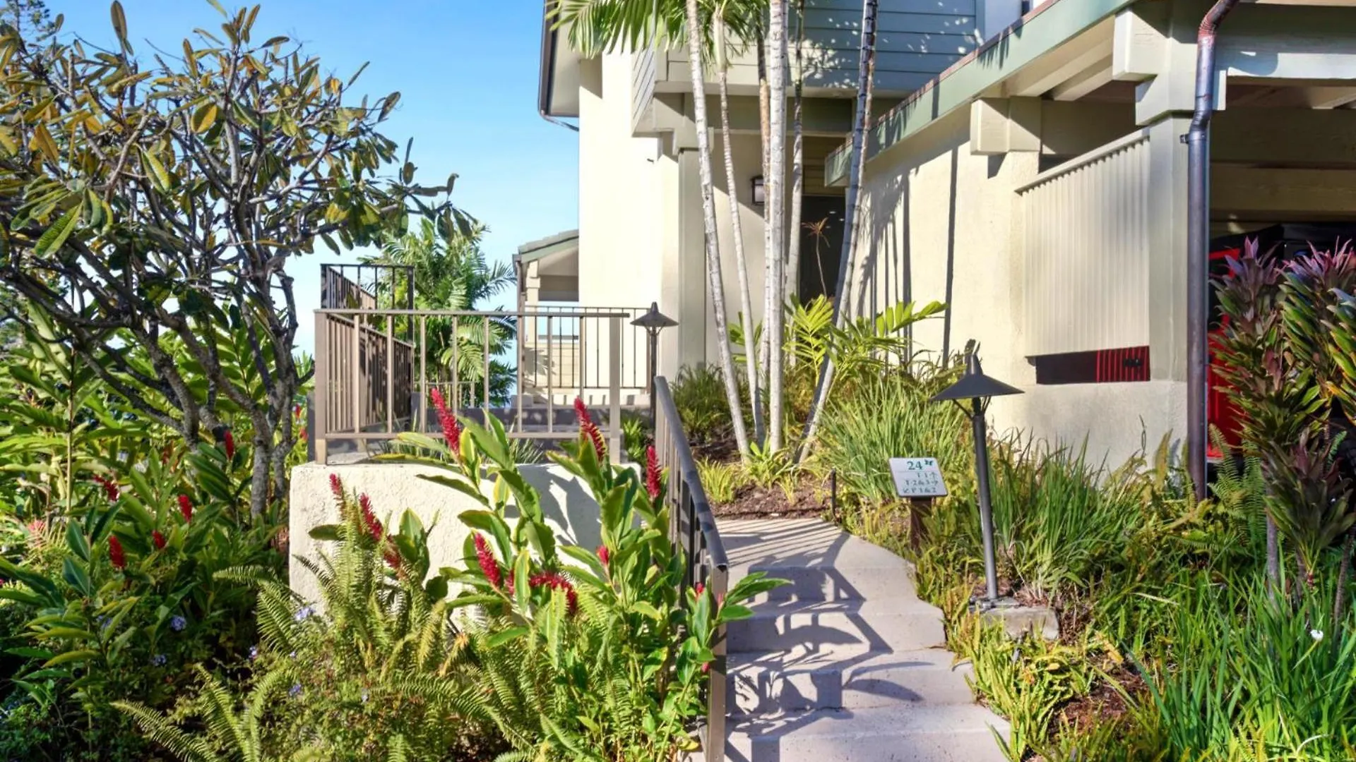 Spacious 3-bedroom Golf Collection - Multi Unit Listing - Same Enclave - Golf Course Views - 2 Free Cars Kgv-24p724t1 Apartmán *
