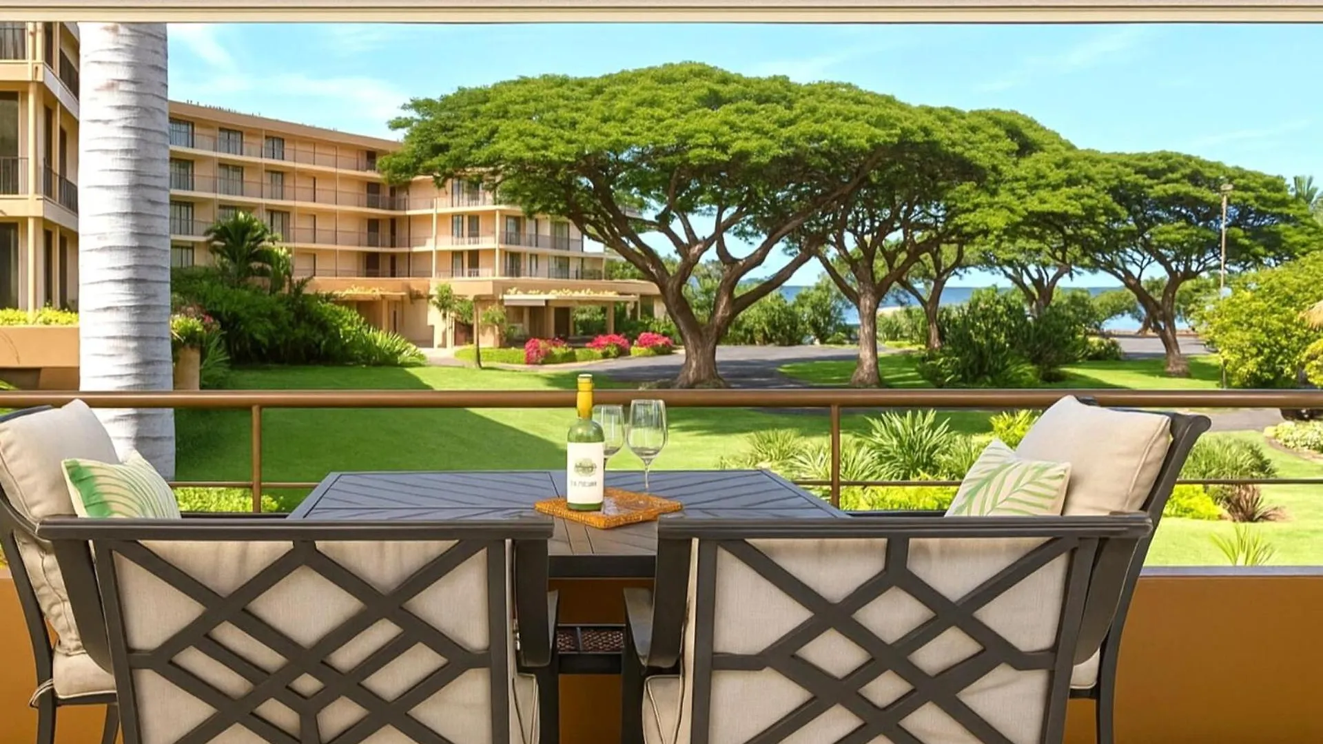 Kbm - 3 Free Cars - Maui - Multi Unit Listing - Beachfront 3 Upgraded Mkv-c152 B242 B247 Kaanapali