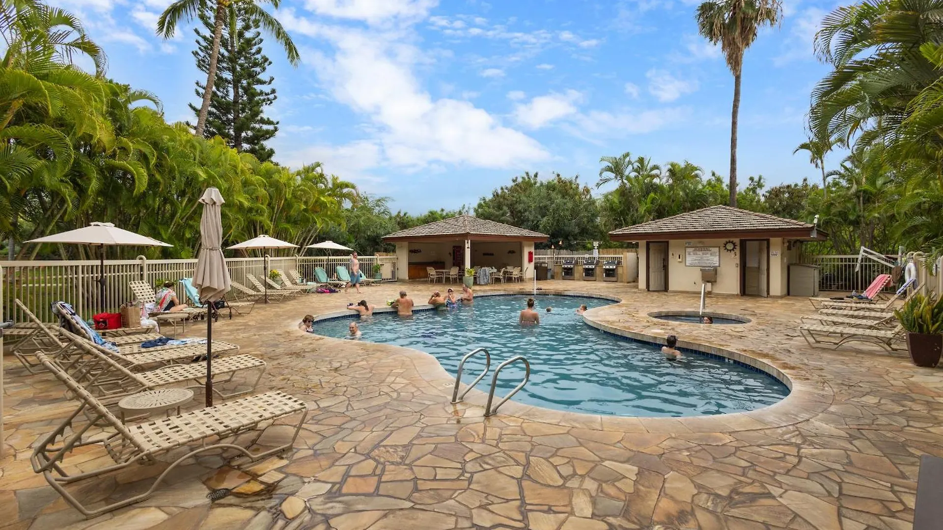 Maui Banyan P106 1bd-2ba *