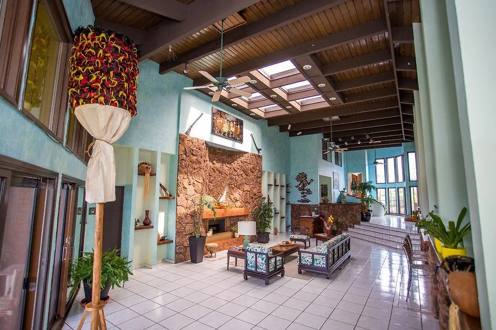 House Of Fountains Bed & Breakfast