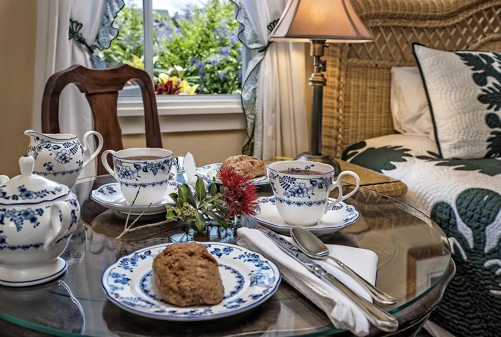The Historic Maui 3*