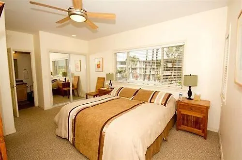 Kaiholo Hale 3*