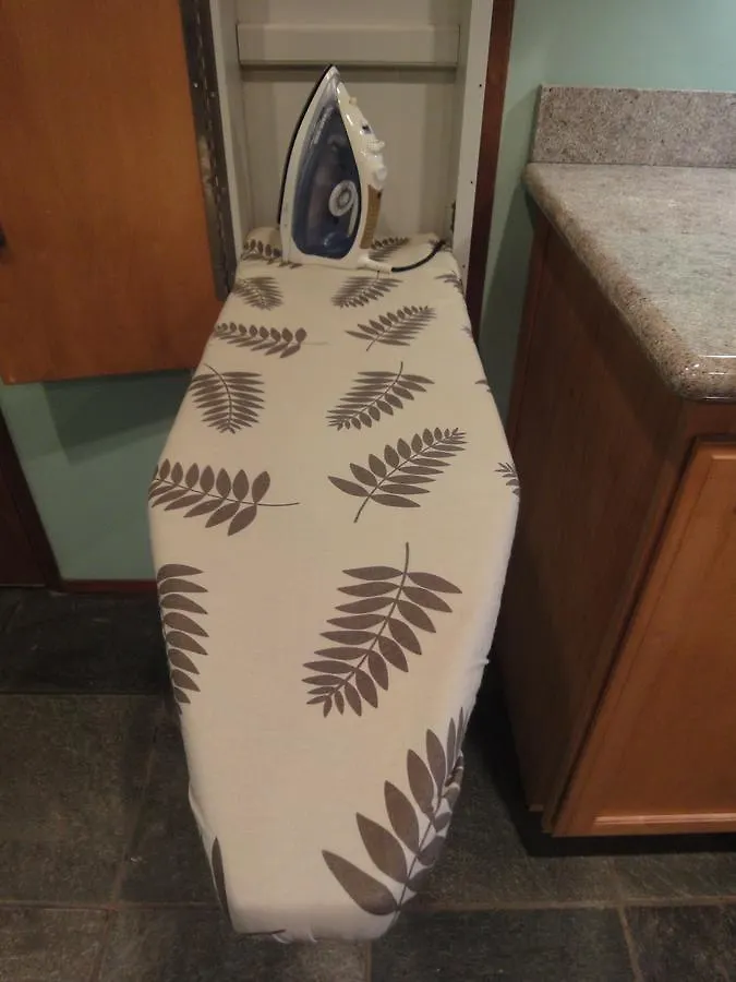 Aloha Aku Bamboo - Discover Beachfront Serenity Apartmán *
