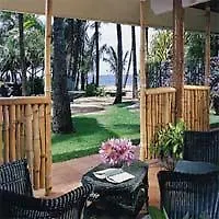 Hotel At Mama's Fish House