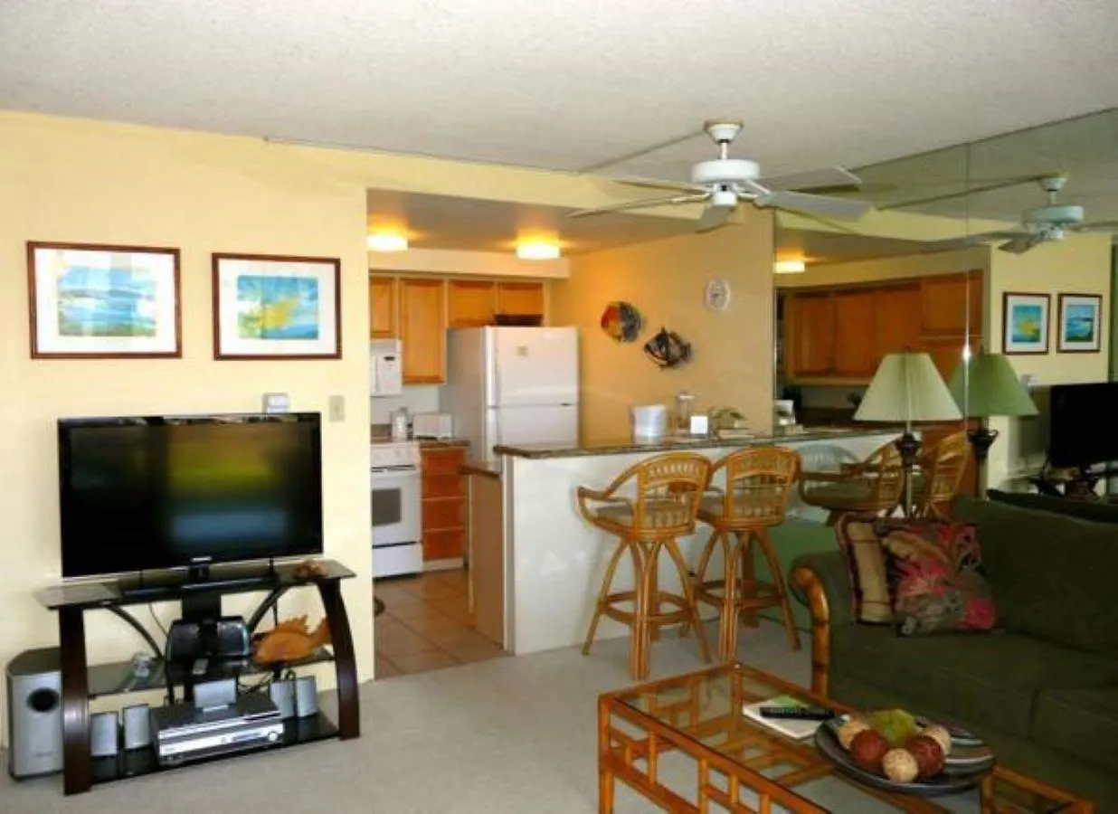 Resort At Napili Point