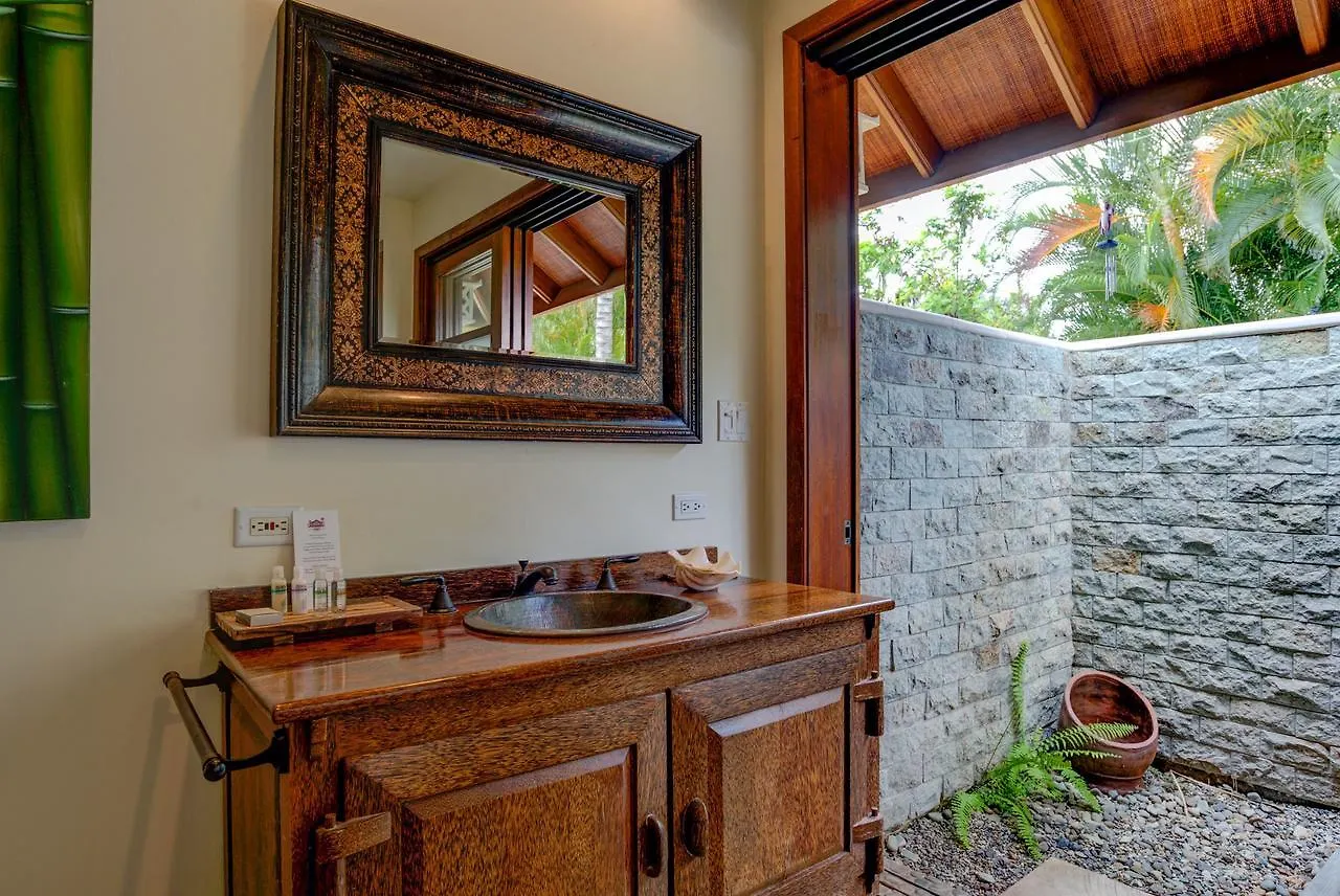Ho'oilo House B&B