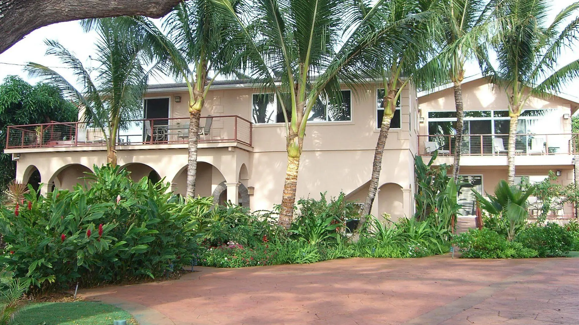 Maui House Bed & Breakfast 3*
