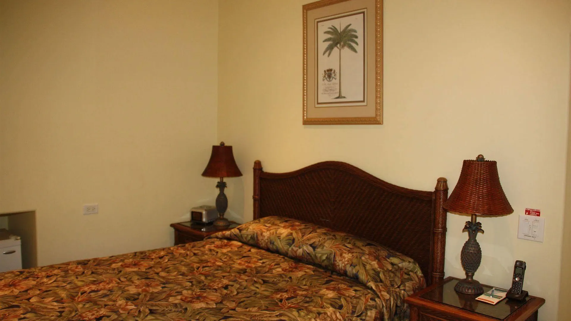 Bed & Breakfast Maui House