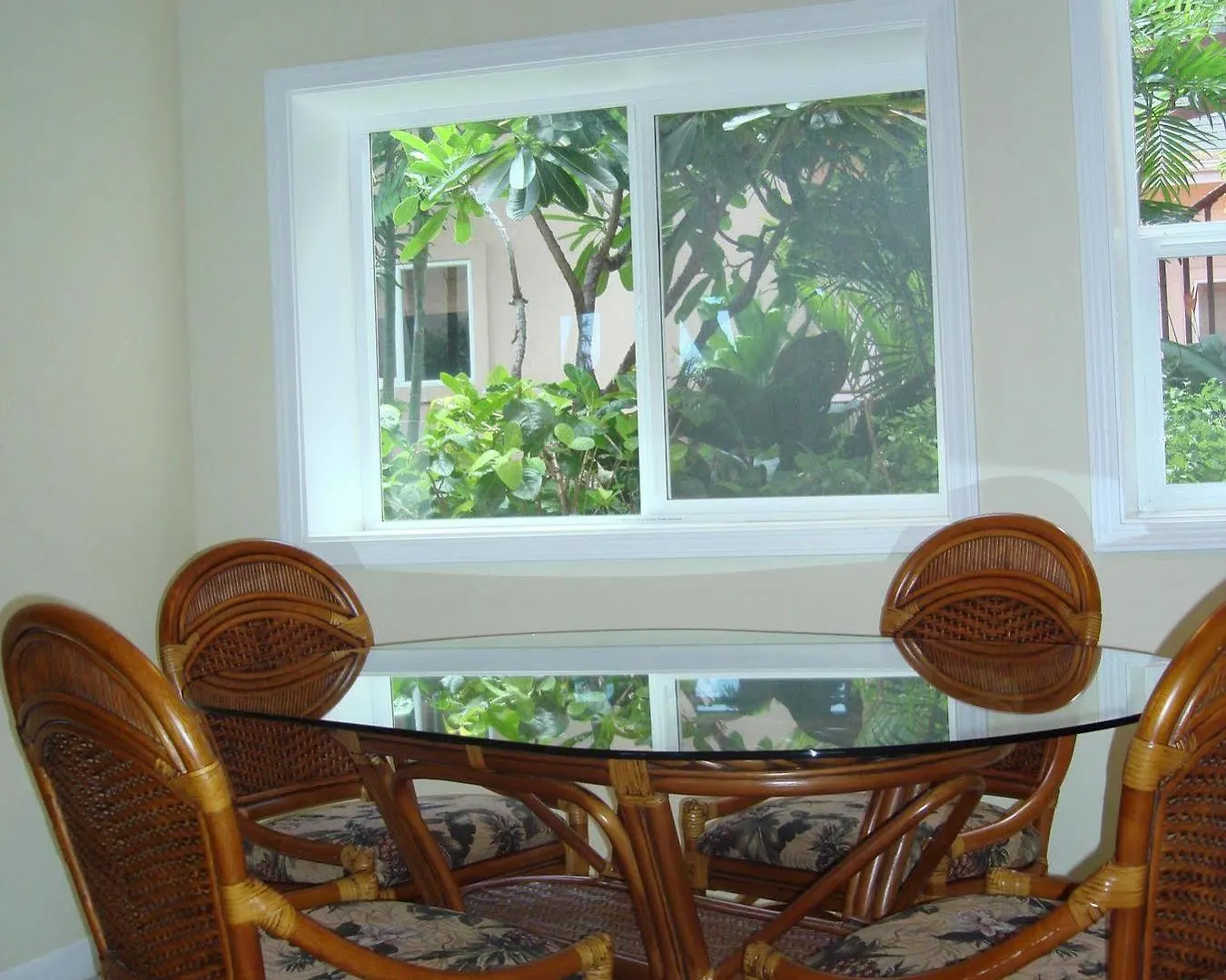 Maui House Bed & Breakfast Kahana