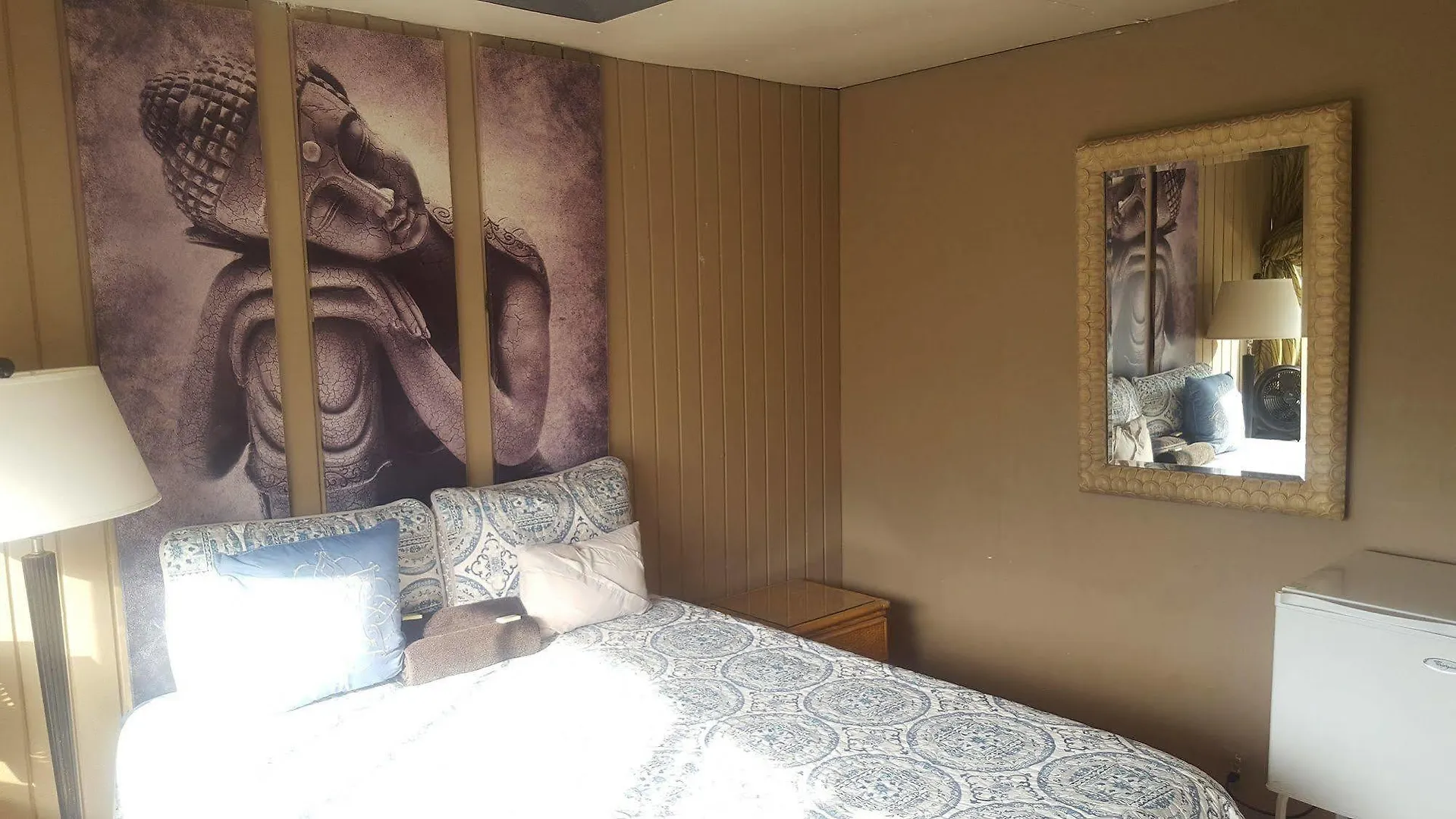 Hotell City Maui 2