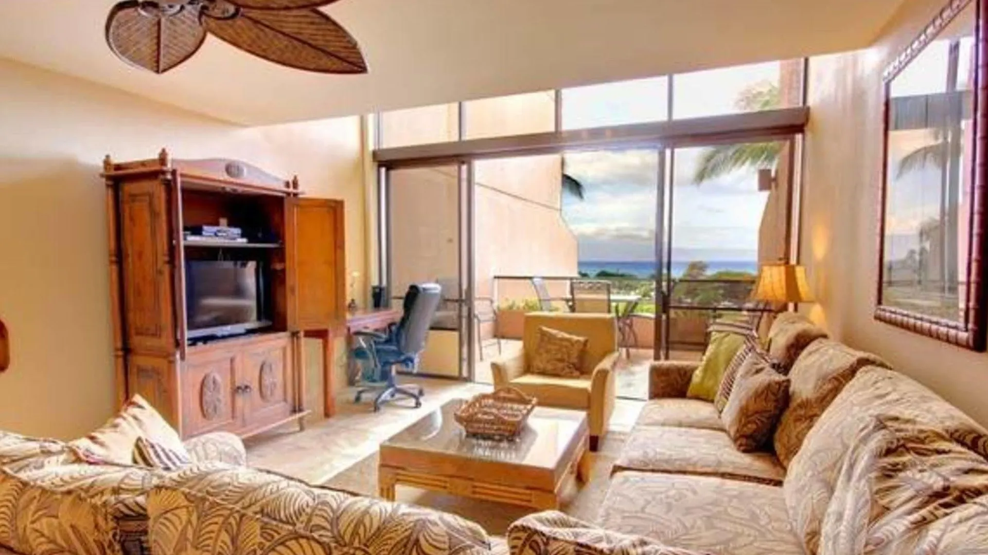 Kahana Resort 3*