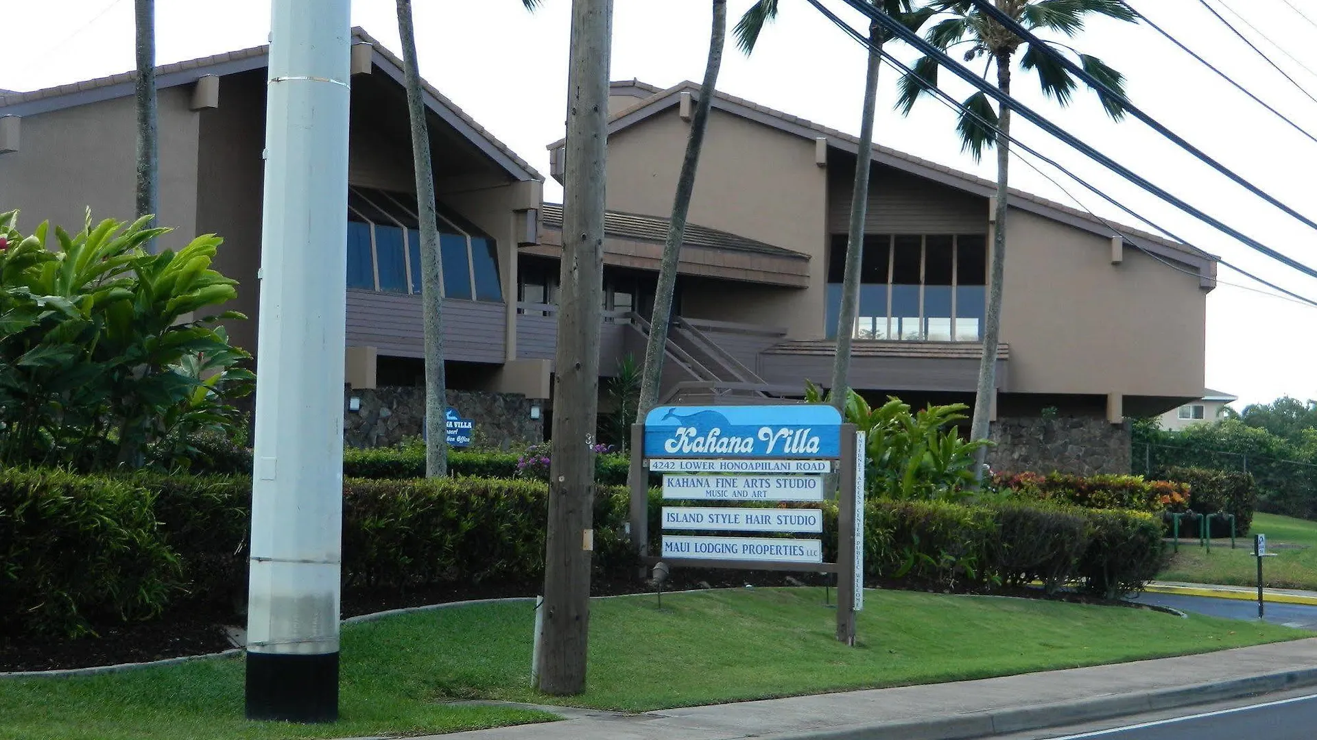 Kahana 3*