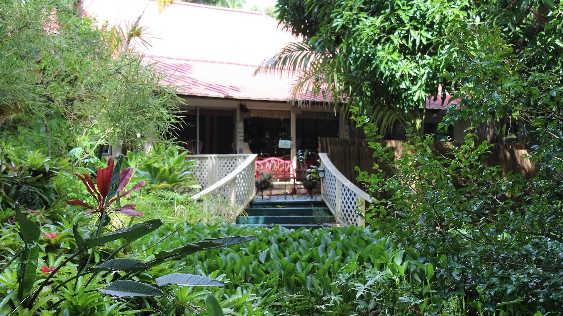 Haiku Inn 3*