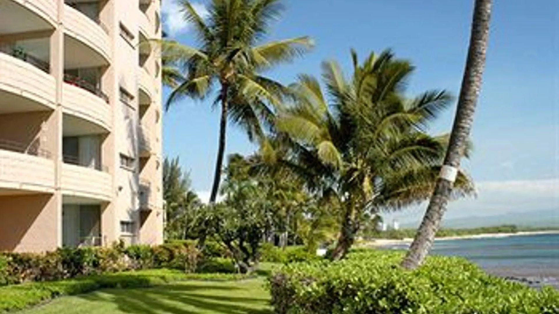 Nyaraló Island Sands