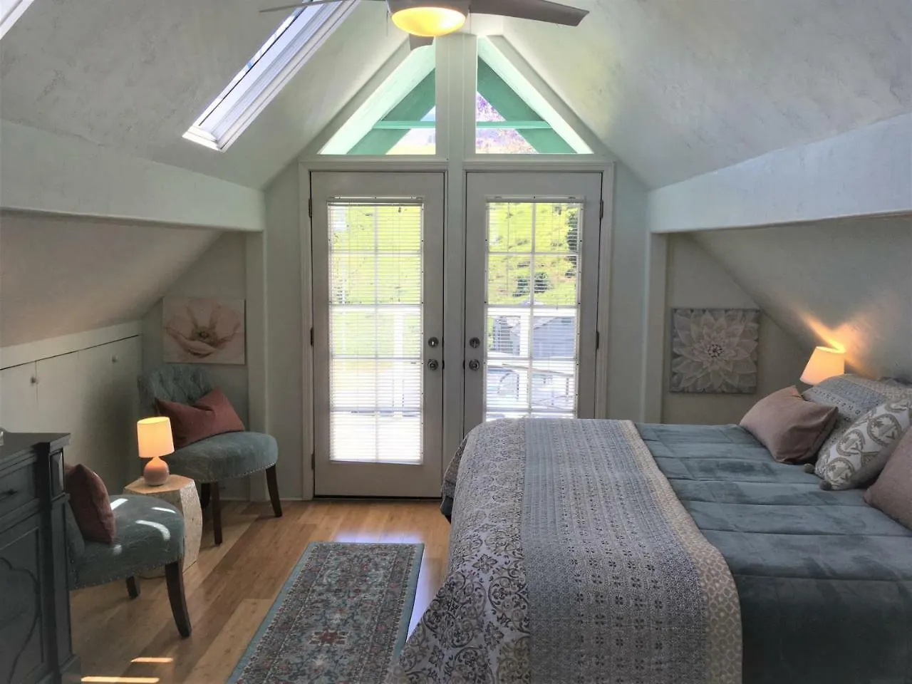 Ha'le Kiana Bed & Breakfast