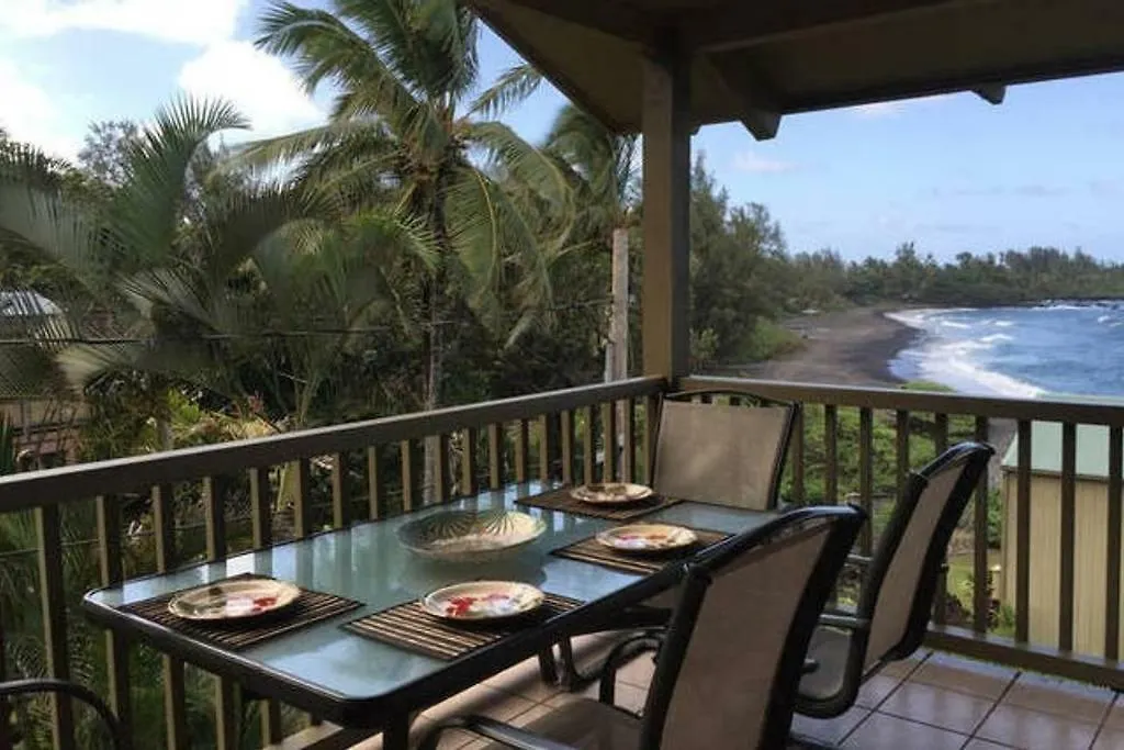 Kailani At Kai Hana