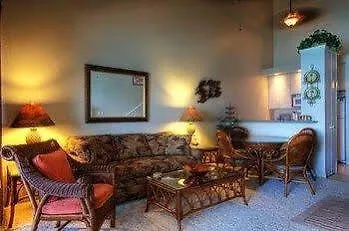 The Kulakane Aparthotel 4*