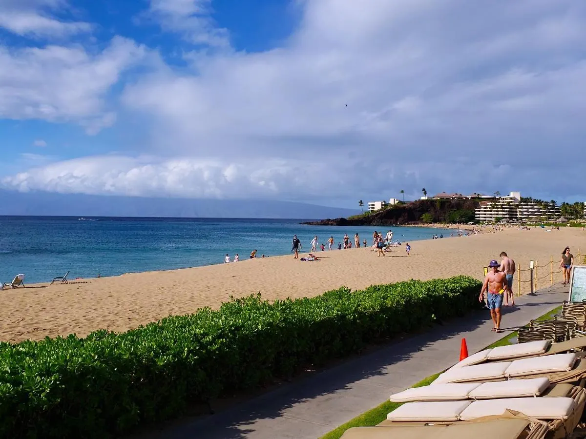 Maui Westside - The Whaler 359