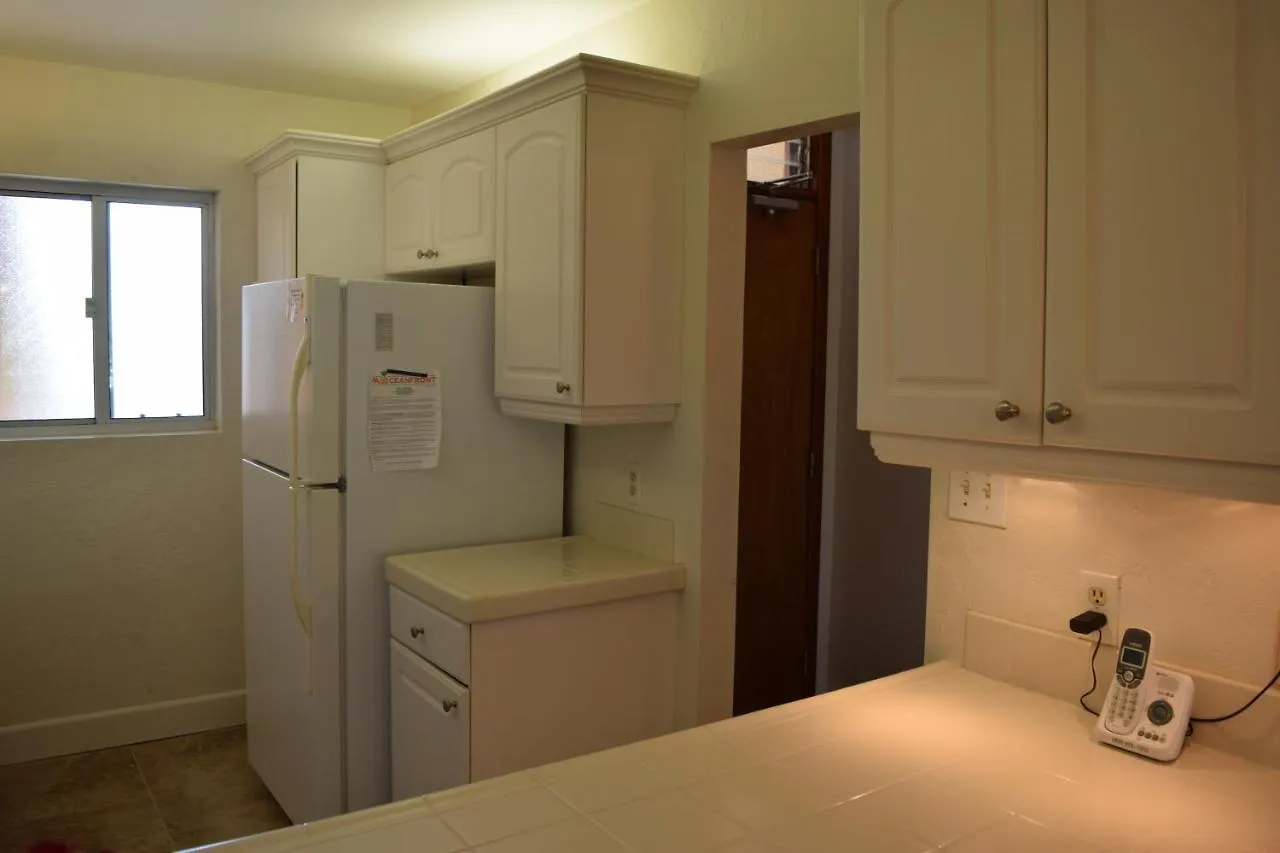Menehune Shores 402