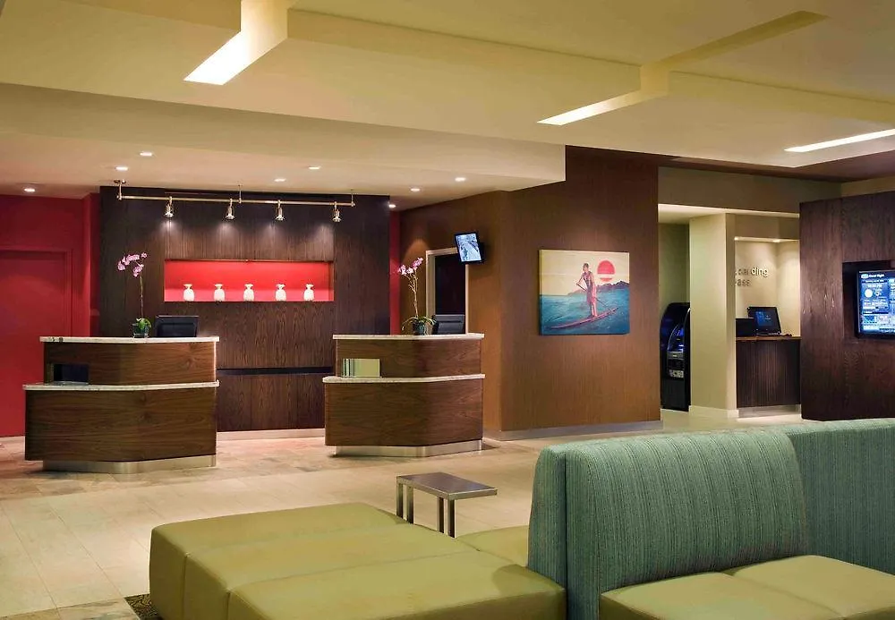 Courtyard By Marriott Maui Airport Hotel