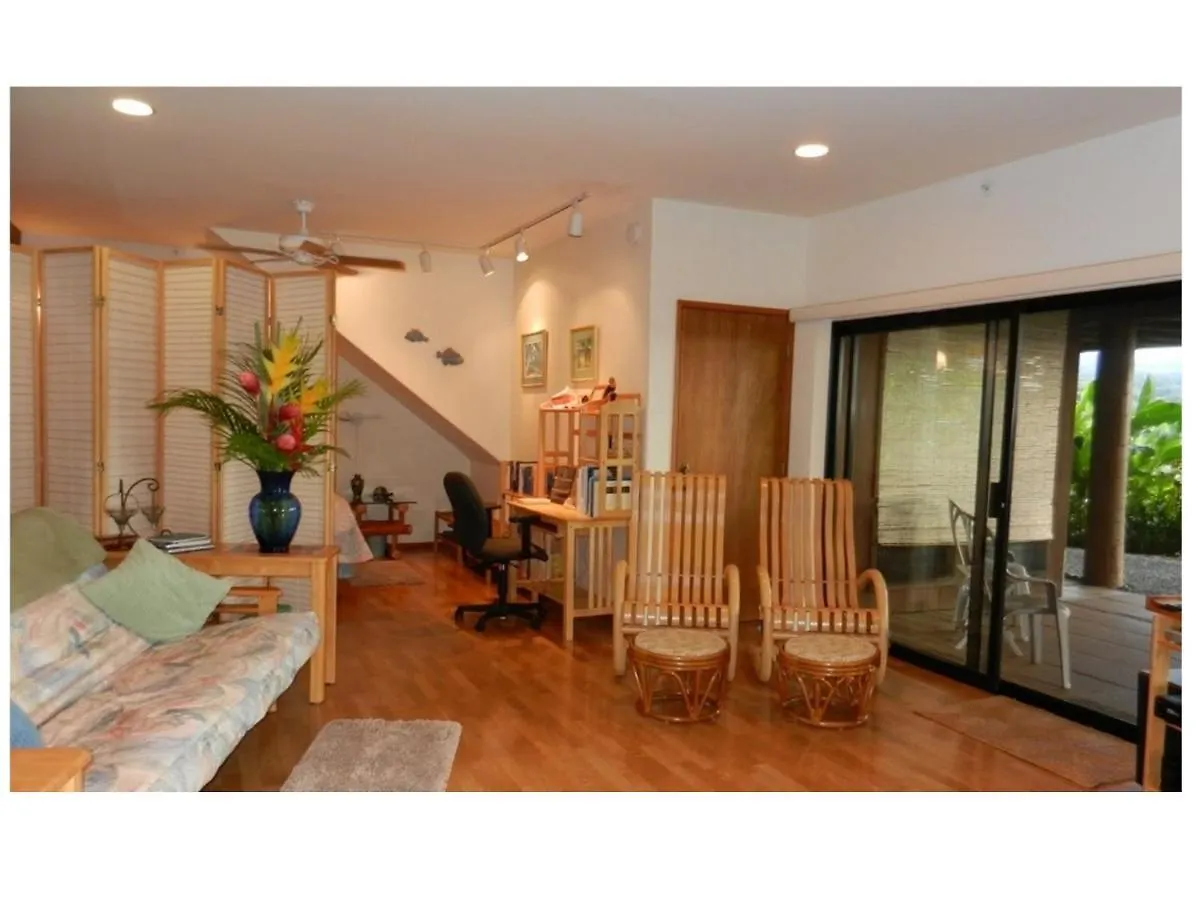 Adventure In Paradise Bed & Breakfast 4*