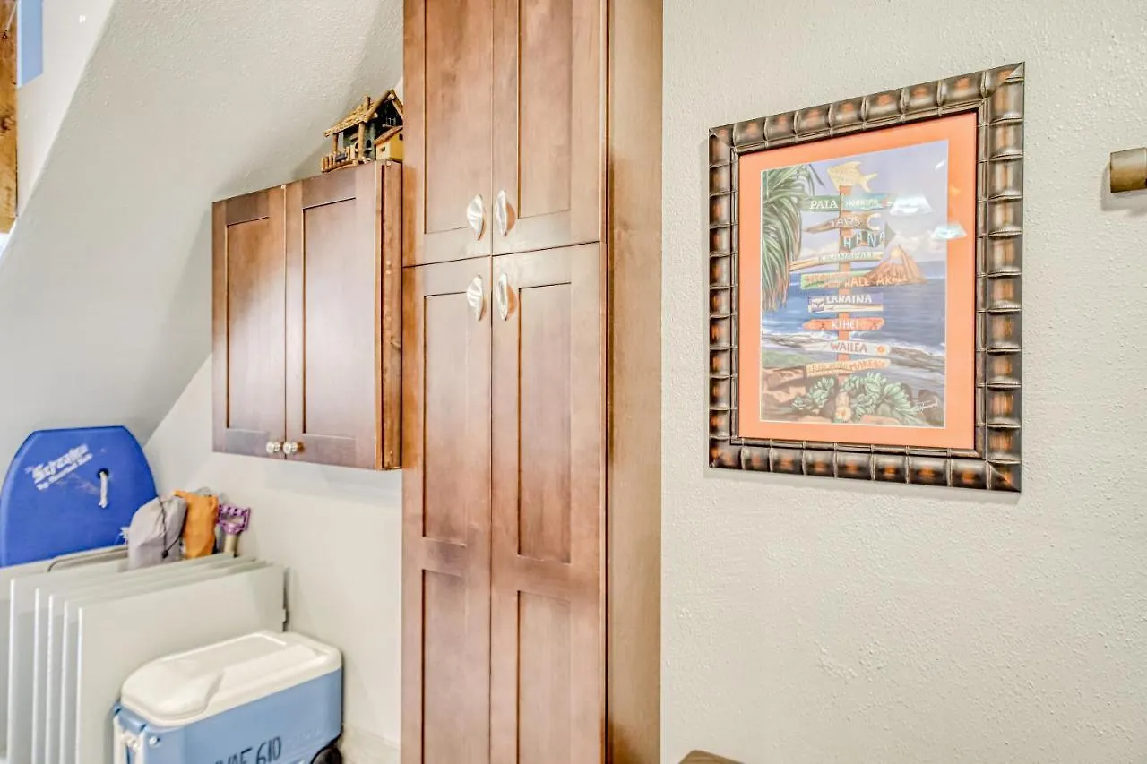 Apartment E610 *