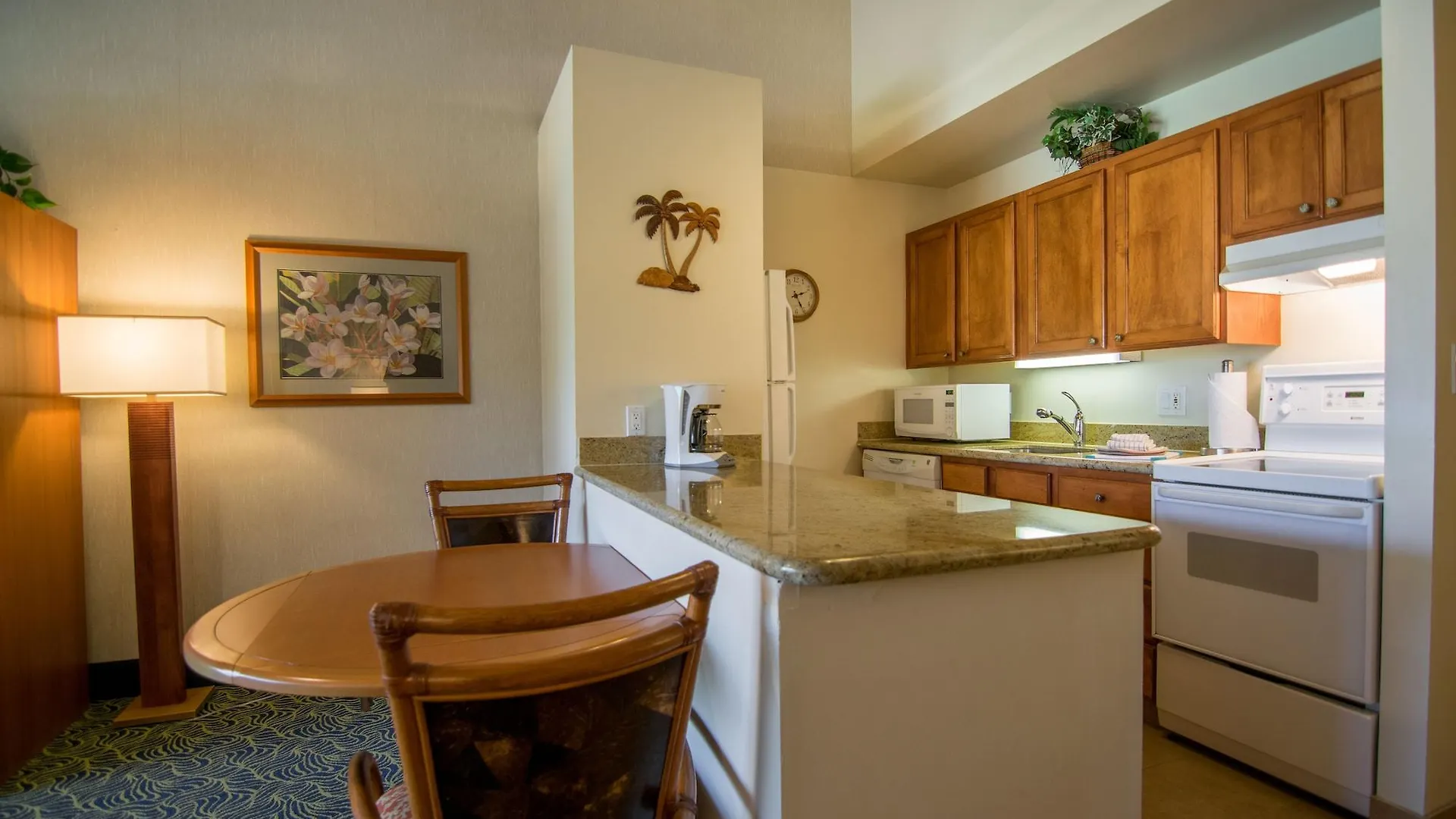 Napili Shores Maui By Outrigger - No & Housekeeping Fees Hotel apartamentowy Lahaina