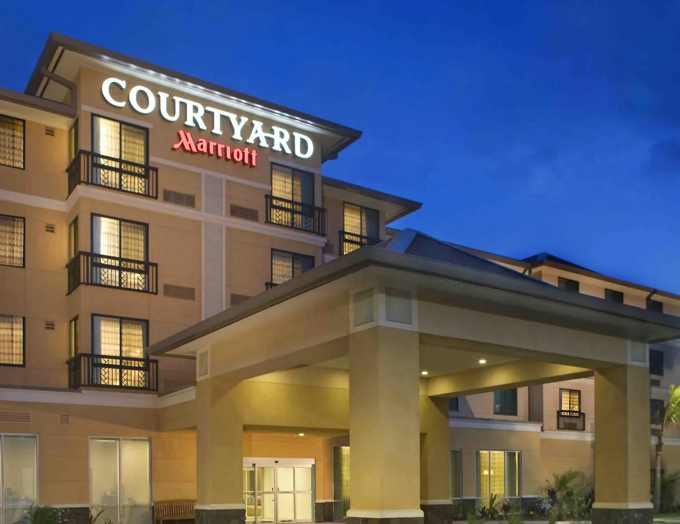 Courtyard By Marriott Maui Airport 3*