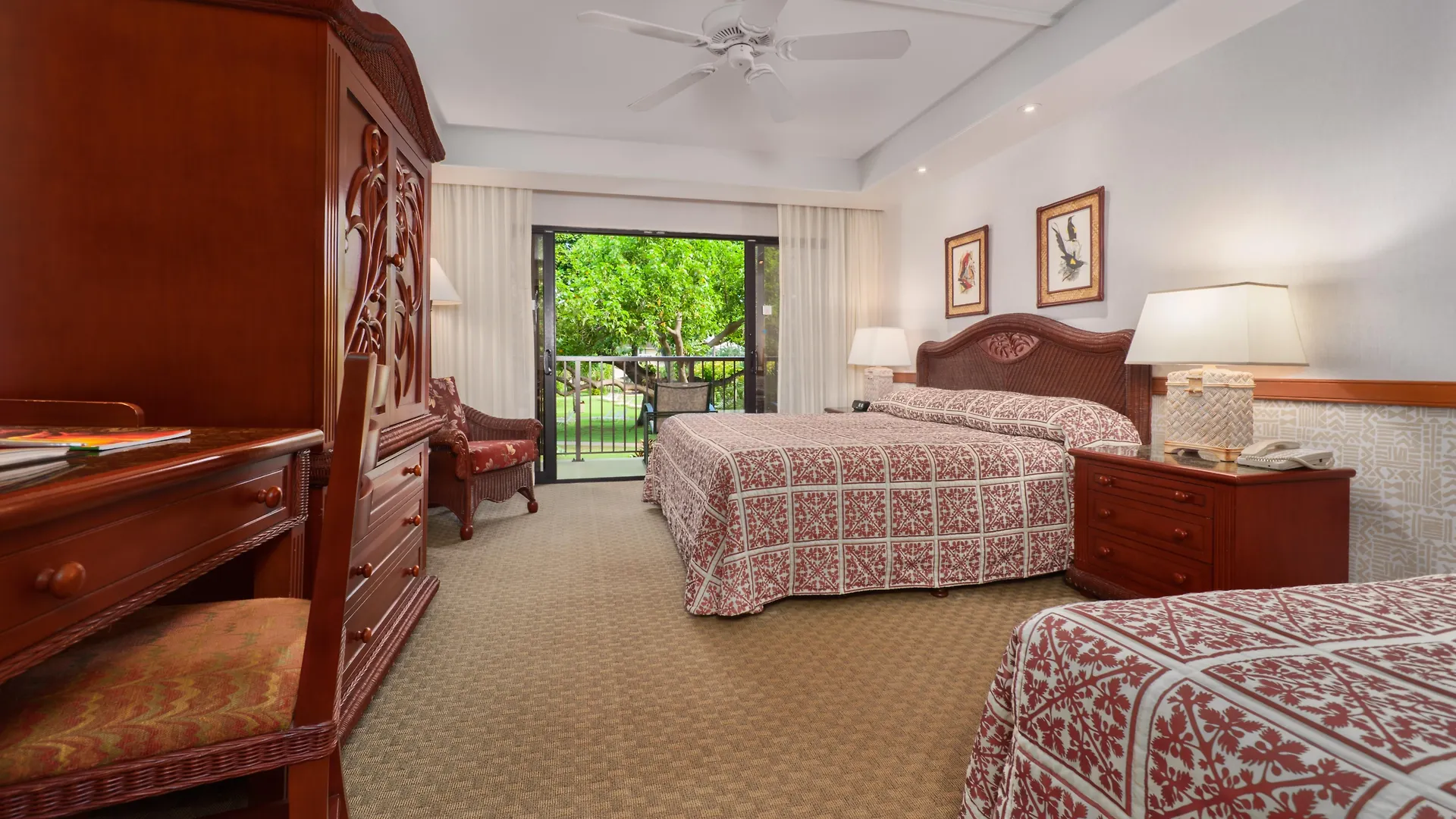 Outrigger Kaʻanapali Beach 3* Kaanapali