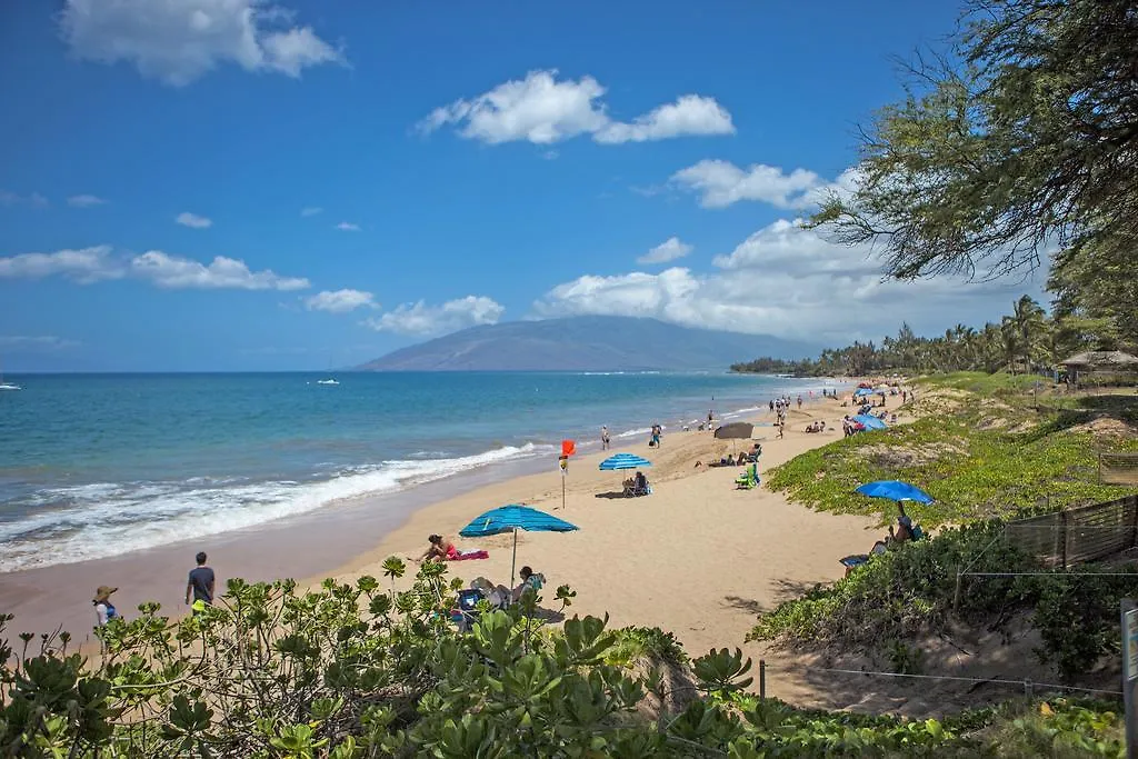 Royal Mauian, #302 Holiday home *