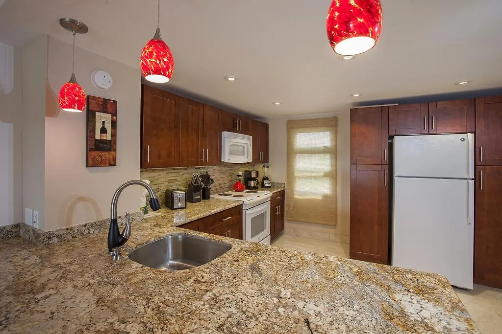 Royal Mauian, #302 Holiday home