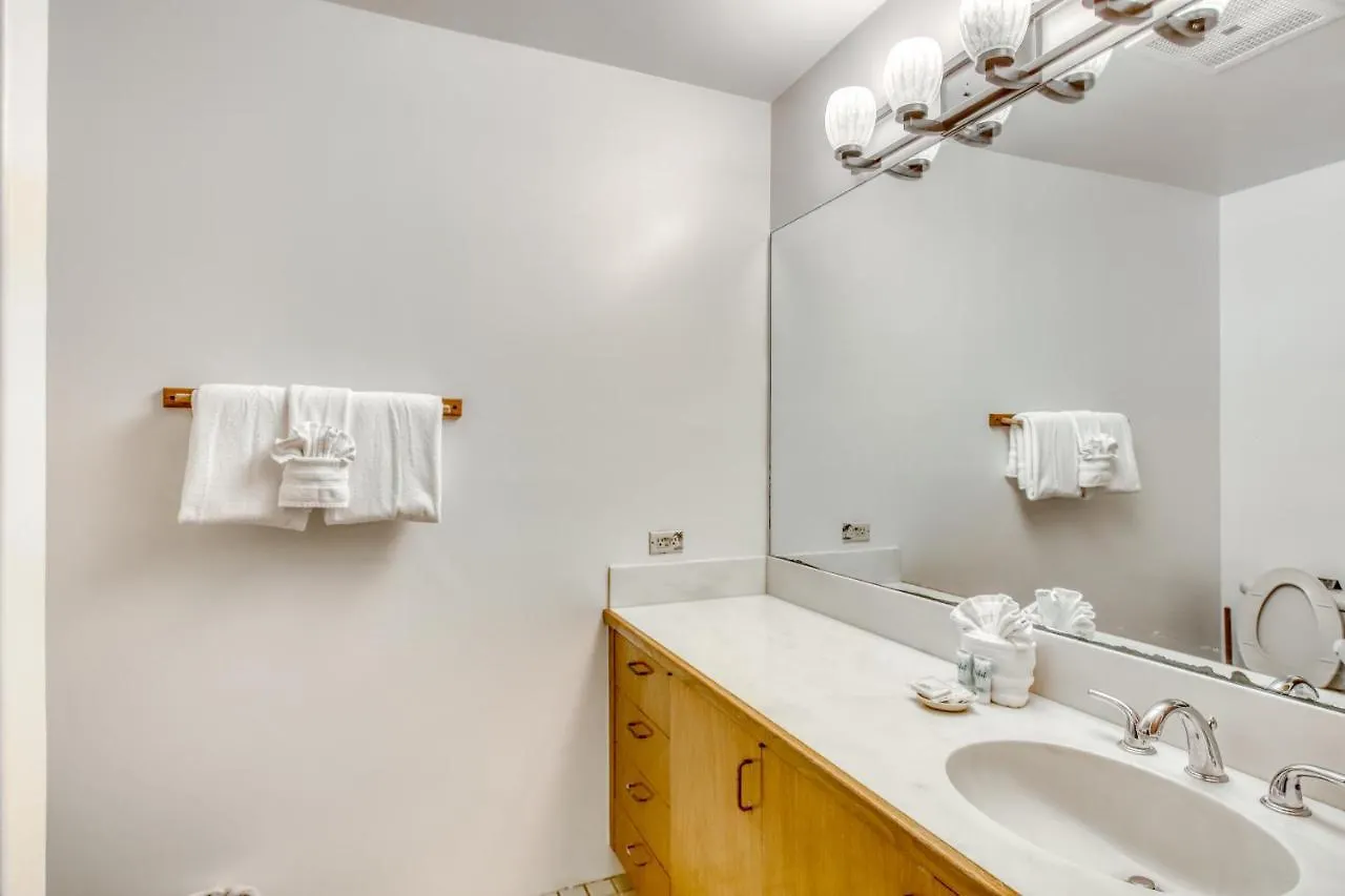 Apartment Kaanapali Royal F303 *