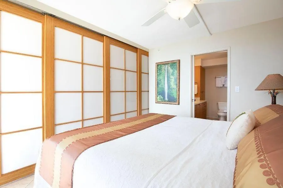 One-bedroom Apartment *