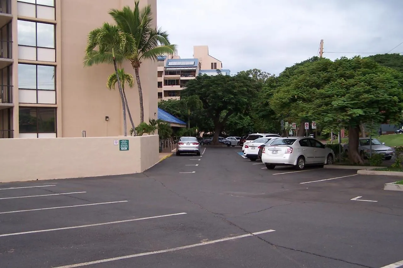 Kahana Beach Resort Aparthotel 3*