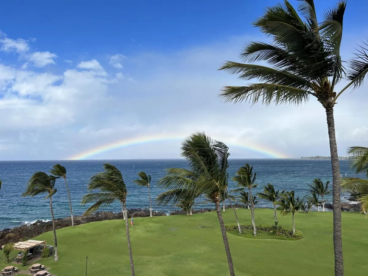 Escape To Your Oceanside Dream In Holiday home *