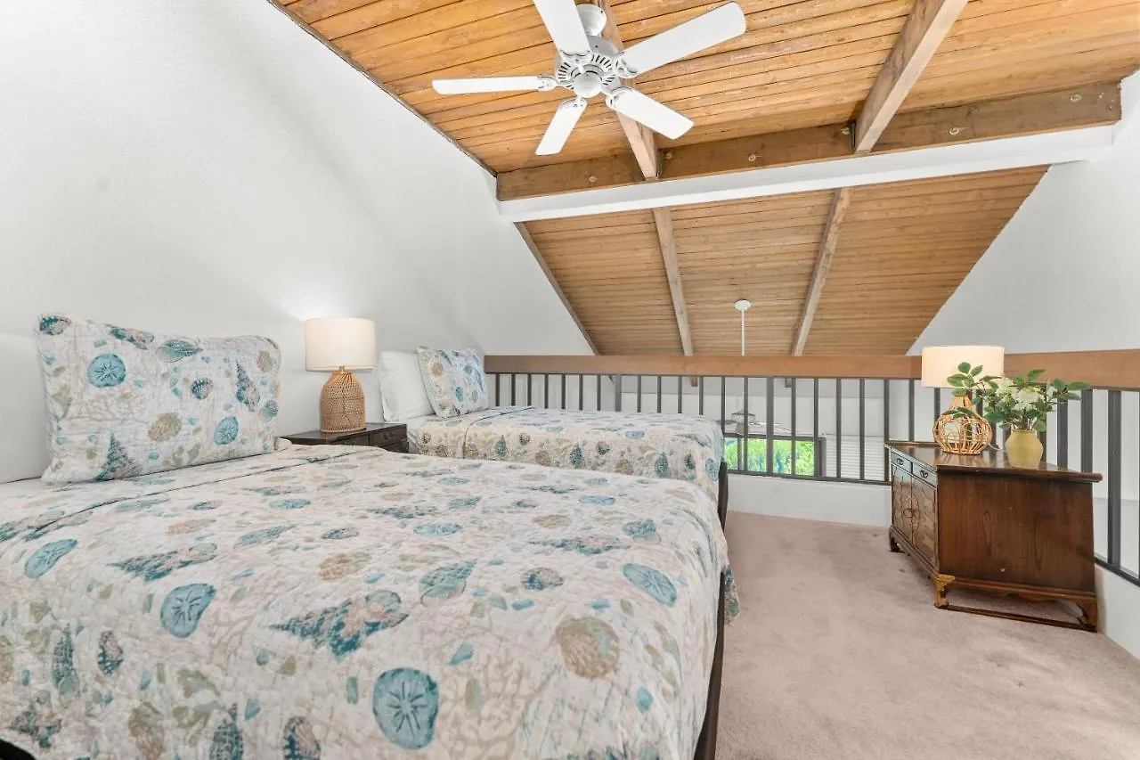 Apartment Convenient To Downtown Kihei, Across Famous Charley Young Beach, 3 Pool, Tennis Courts Mv3407 *