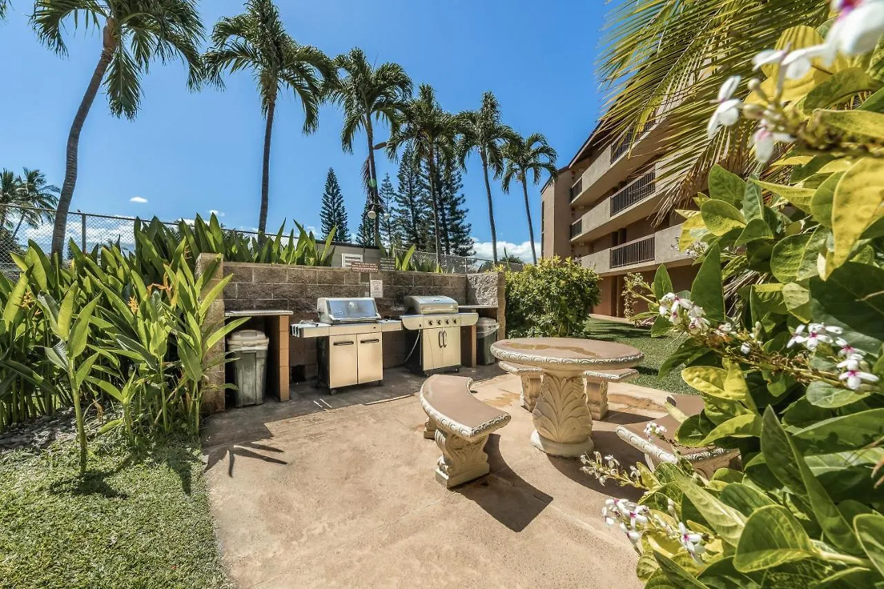 Apartment Convenient To Downtown Kihei, Across Famous Charley Young Beach, 3 Pool, Tennis Courts Mv3407 Kihei