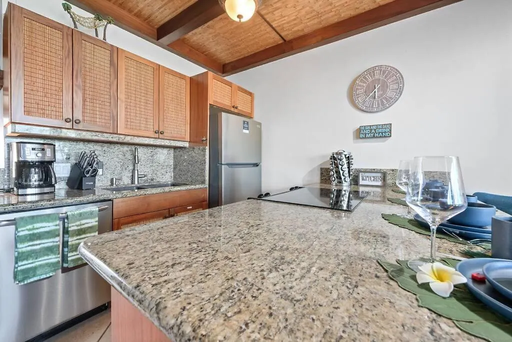Oceanside-spectacular View And Poolside Oasis *