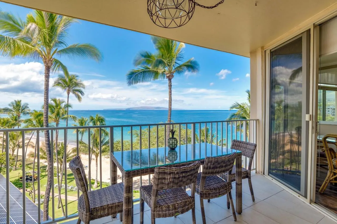 Resort The Hale Pau Hana 4*