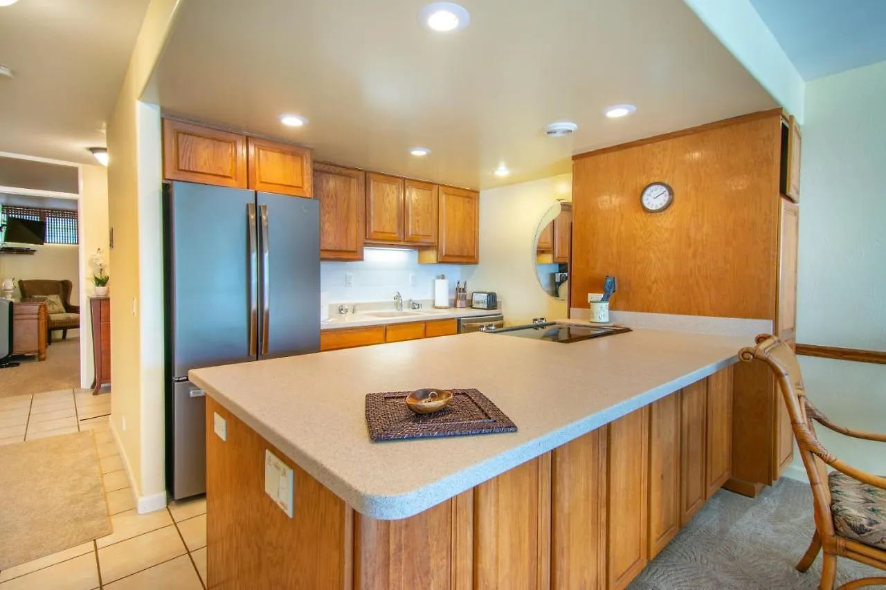 Holiday home Reef 208