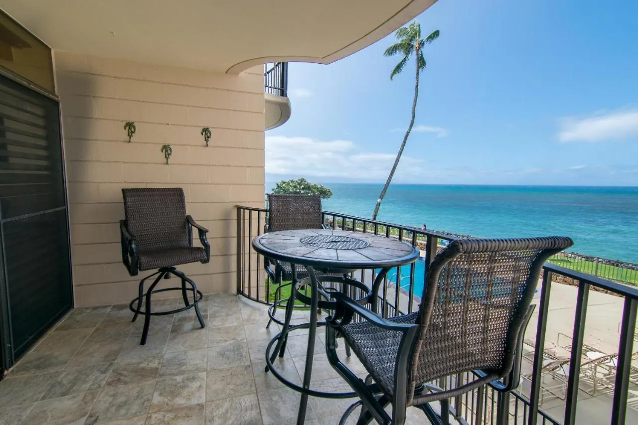 Holiday home Reef 208